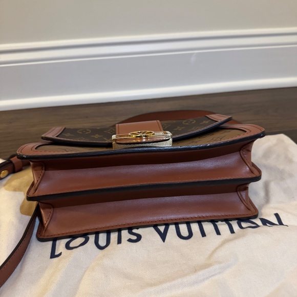 Louis Vuitton Reverse Monogram Dauphine MM shoulder bag - Picture 3 of 12